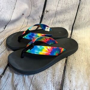 CHACO Chillos Womens Rainbow Tie Dye Flip Flop Thong Sandals Size 8 Black Multi